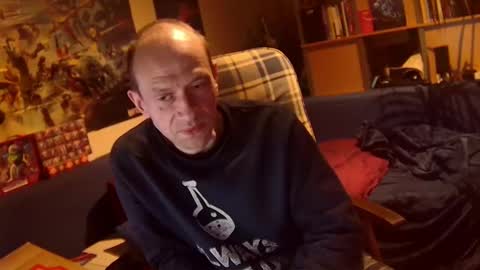 svenerd______ online show from February 2026 11:41:01 PM