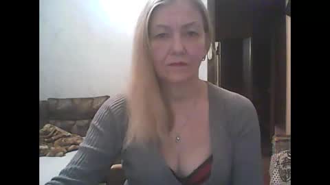sweet4blonde67 online show from December 2024 03:08:02 AM