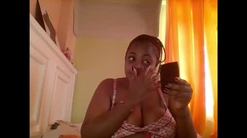 sweet52537 online show from October 2025 07:06:01 AM