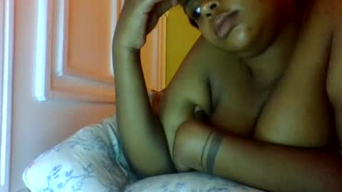 Snapshot of sweet52537 chatting on July 2026 05:24:01 AM sweet52537 online show from July 2026 05:24:01 AM
