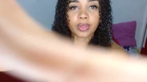 Snapshot of sweet__candy_ chatting on February 2025 01:25:01 AM Sweet Candy  online show from February 2025 01:25:01 AM