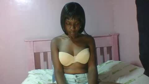 Snapshot of sweet_aaliya chatting on May 2026 04:06:01 AM Aaliya online show from May 2026 04:06:01 AM