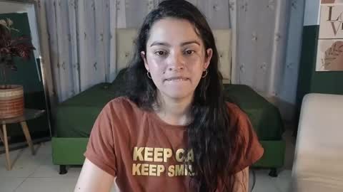 Snapshot of sweet_ahinara chatting on February 2025 01:15:01 AM sweet_ahinara online show from February 2025 01:15:01 AM