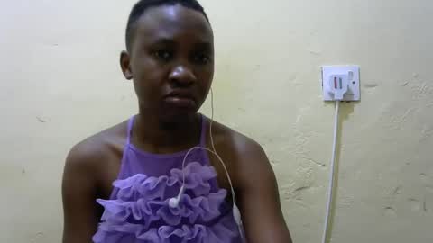 Silvia online show from November 2025 09:41:01 AM