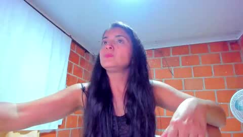 sweet and hot alaia online show from September 2025 05:02:02 AM