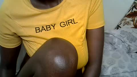 Snapshot of sweet_bela1 chatting on July 2026 09:14:02 PM Queen online show from July 2026 09:14:02 PM