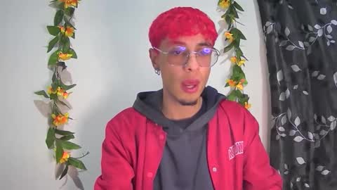 sweet_boy2224 online show from November 2025 03:50:01 AM