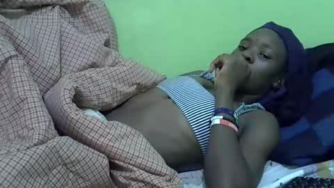 Snapshot of sweet_candie01 chatting on November 2025 03:39:02 AM sweet_candie01 online show from November 2025 03:39:02 AM