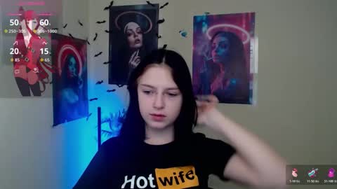 Snapshot of sweet_cherryg chatting on November 2025 07:08:02 AM Ivy online show from November 2025 07:08:02 AM