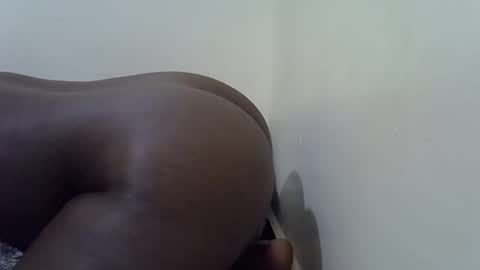 Snapshot of sweet_cindy8 chatting on November 2025 10:54:01 PM Queen cindy online show from November 2025 10:54:01 PM