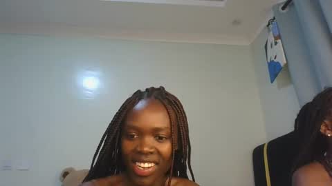 Snapshot of sweet_cupcake1 chatting on June 2026 09:39:01 PM Cupcake online show from June 2026 09:39:01 PM
