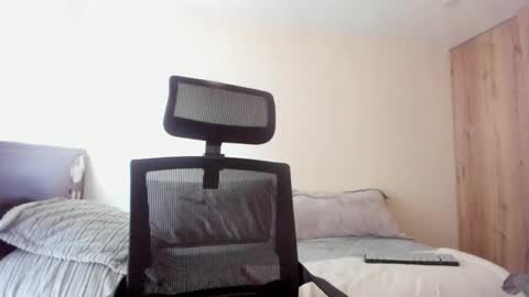 Snapshot of sweet_dreamses chatting on December 2025 02:25:02 PM Kendra online show from December 2025 02:25:02 PM