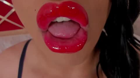 Snapshot of sweet_eliizabeth chatting on July 2026 12:51:01 PM sweet_eliizabeth online show from July 2026 12:51:01 PM