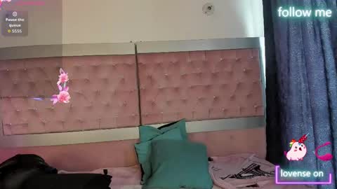 Snapshot of sweet_emmili chatting on May 2026 12:22:02 PM emmili online show from May 2026 12:22:02 PM