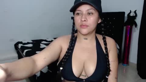 Diana online show from January 2025 11:15:02 PM