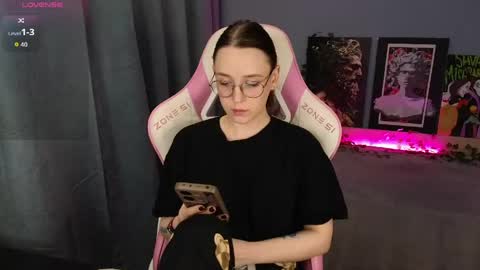 Alice online show from April 2026 04:06:02 AM