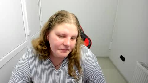 Snapshot of sweet_karla_la chatting on May 2026 11:27:02 AM Karla online show from May 2026 11:27:02 AM