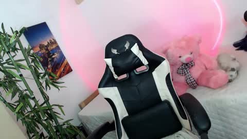 Snapshot of sweet_lady14 chatting on March 2025 11:44:02 AM sweet_lady14 online show from March 2025 11:44:02 AM