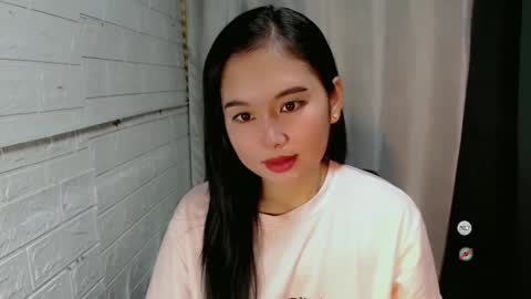 LAIKA online show from February 2025 06:01:02 PM