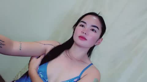 LAIKA online show from November 2025 12:53:01 AM