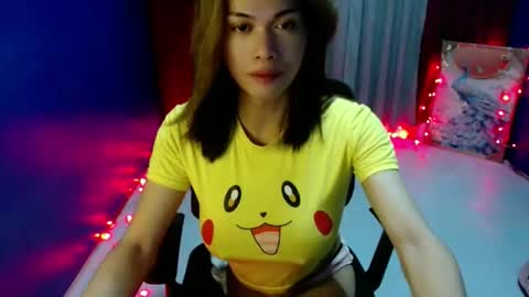 Snapshot of sweet_like_angel143 chatting on June 2026 05:35:02 AM angie online show from June 2026 05:35:02 AM