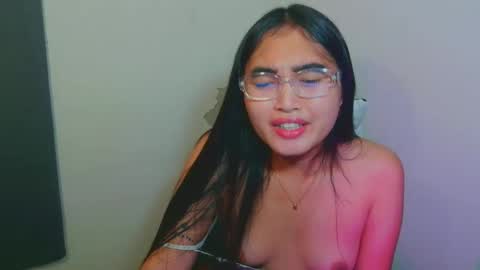 Snapshot of sweet_mariax chatting on November 2025 05:37:01 PM Maria Stella online show from November 2025 05:37:01 PM