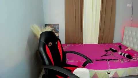 sweet_marie21 online show from May 2026 09:25:01 AM