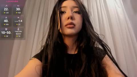 Mikasa online show from December 2025 05:21:02 PM