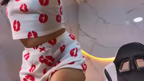 Live 1500am 2100pm online show from December 2025 08:49:02 PM