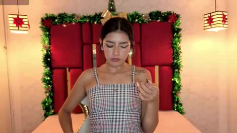  Daniela  online show from December 2025 07:10:01 PM