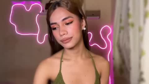 Snapshot of sweet_nikki03 chatting on September 2025 09:18:01 PM sweet_nikki03 online show from September 2025 09:18:01 PM