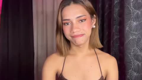 Snapshot of sweet_nikki03 chatting on November 2025 06:15:01 PM sweet_nikki03 online show from November 2025 06:15:01 PM