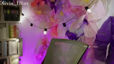 Snapshot of sweet_olivia1 chatting on July 2026 12:21:02 AM Olivia Diaz OnlyFans olivia diaz online show from July 2026 12:21:02 AM