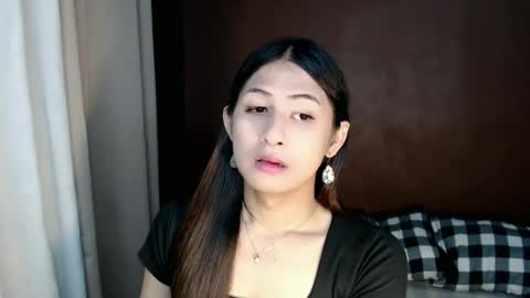 sweet_paprikaxx online show from June 2026 05:24:02 PM