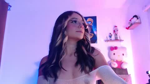 Snapshot of sweet_penny_ chatting on December 2025 11:33:02 PM Penny online show from December 2025 11:33:02 PM