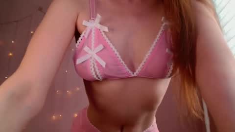 Snapshot of sweet_rosely chatting on February 2026 04:09:02 AM Sweet Rosely online show from February 2026 04:09:02 AM