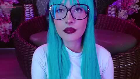 Roxanee online show from June 2026 09:48:02 PM
