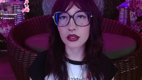 Roxanee online show from July 2026 09:39:02 PM
