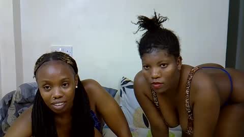 Snapshot of sweet_santana chatting on November 2025 02:54:02 AM Elina online show from November 2025 02:54:02 AM