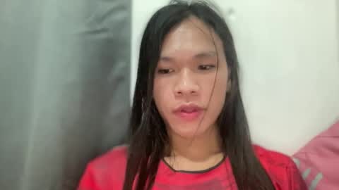 Zhienne online show from November 2025 11:42:01 AM