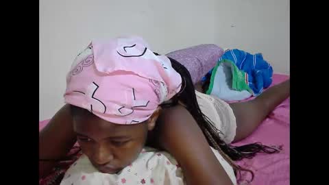 Tatty online show from December 2025 10:07:01 PM