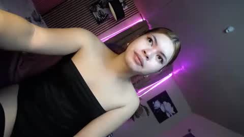 sweet_trexie online show from November 2025 12:13:02 AM