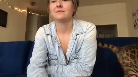Snapshot of sweet_truffle chatting on June 2026 02:34:01 PM Heidi Brenner - Please check bio for schedule FAQ online show from June 2026 02:34:01 PM