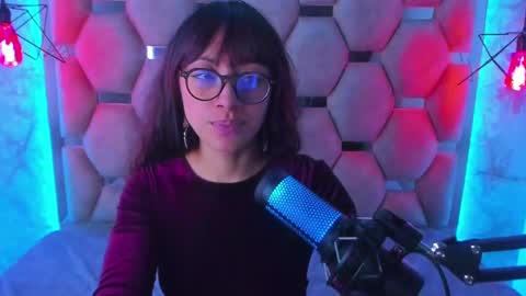 Snapshot of sweet_venus4 chatting on February 2025 05:29:01 PM sweet_venus4 online show from February 2025 05:29:01 PM