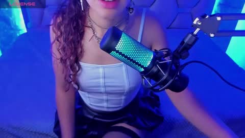 Snapshot of sweet_venus4 chatting on February 2025 02:22:02 PM sweet_venus4 online show from February 2025 02:22:02 PM