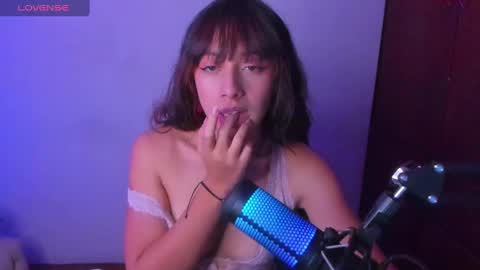 Snapshot of sweet_venus4 chatting on March 2025 05:29:02 PM sweet_venus4 online show from March 2025 05:29:02 PM