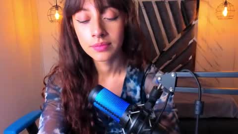 Snapshot of sweet_venus4 chatting on March 2025 06:19:02 PM sweet_venus4 online show from March 2025 06:19:02 PM