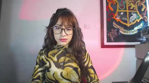 Snapshot of sweet_venus4 chatting on September 2025 03:06:01 PM sweet_venus4 online show from September 2025 03:06:01 PM
