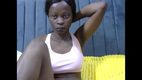 LIANAH online show from February 2026 05:06:02 AM