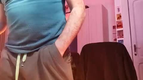 Snapshot of sweetandstrongjoy chatting on December 2025 02:49:01 AM sweetandstrongjoy online show from December 2025 02:49:01 AM